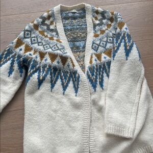Men's Cozy Cream Cardigan with Blue and Brown Pattern